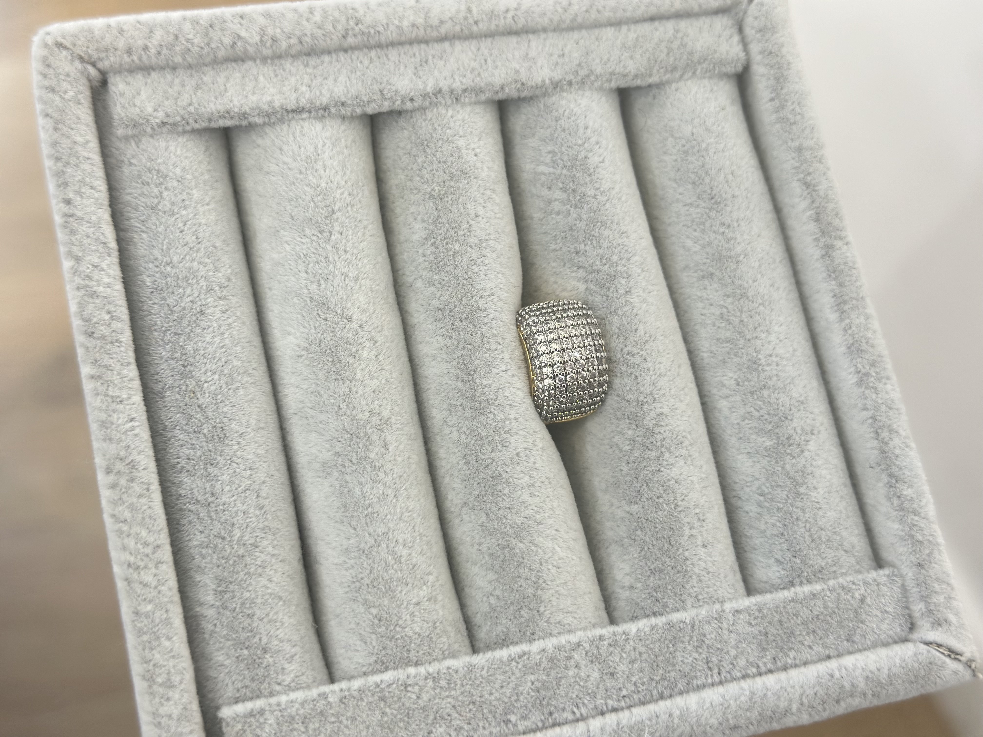 GOLD DETAYLI TAŞLI CUFF