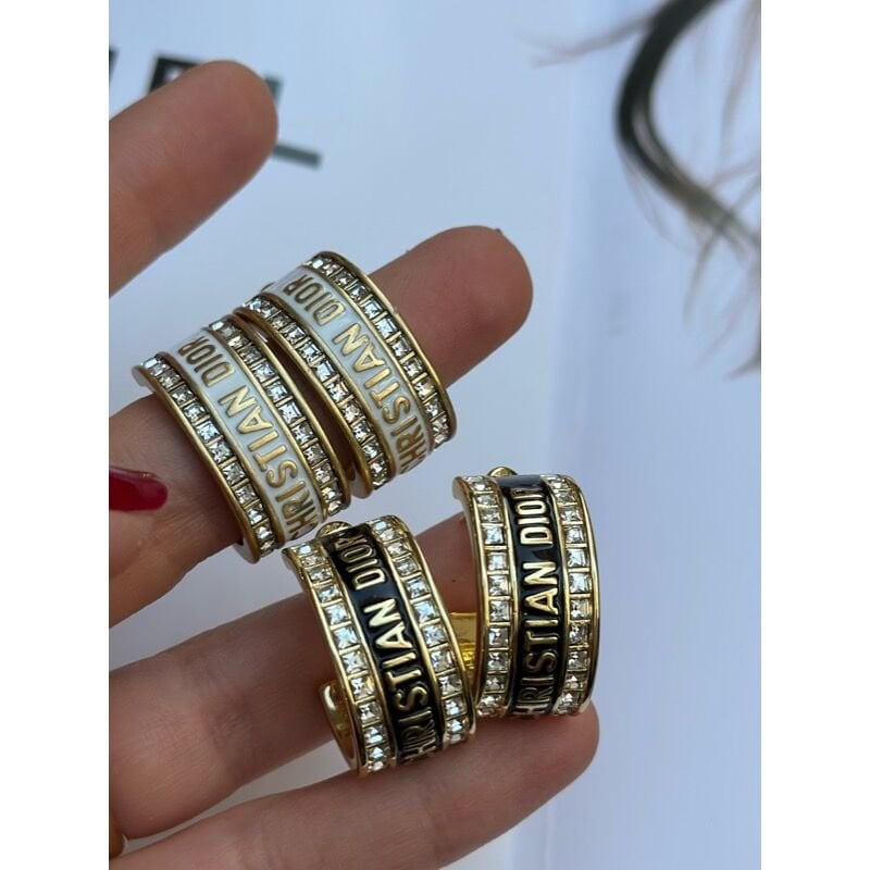 İTHAL DİORR TAŞLI KÜPE