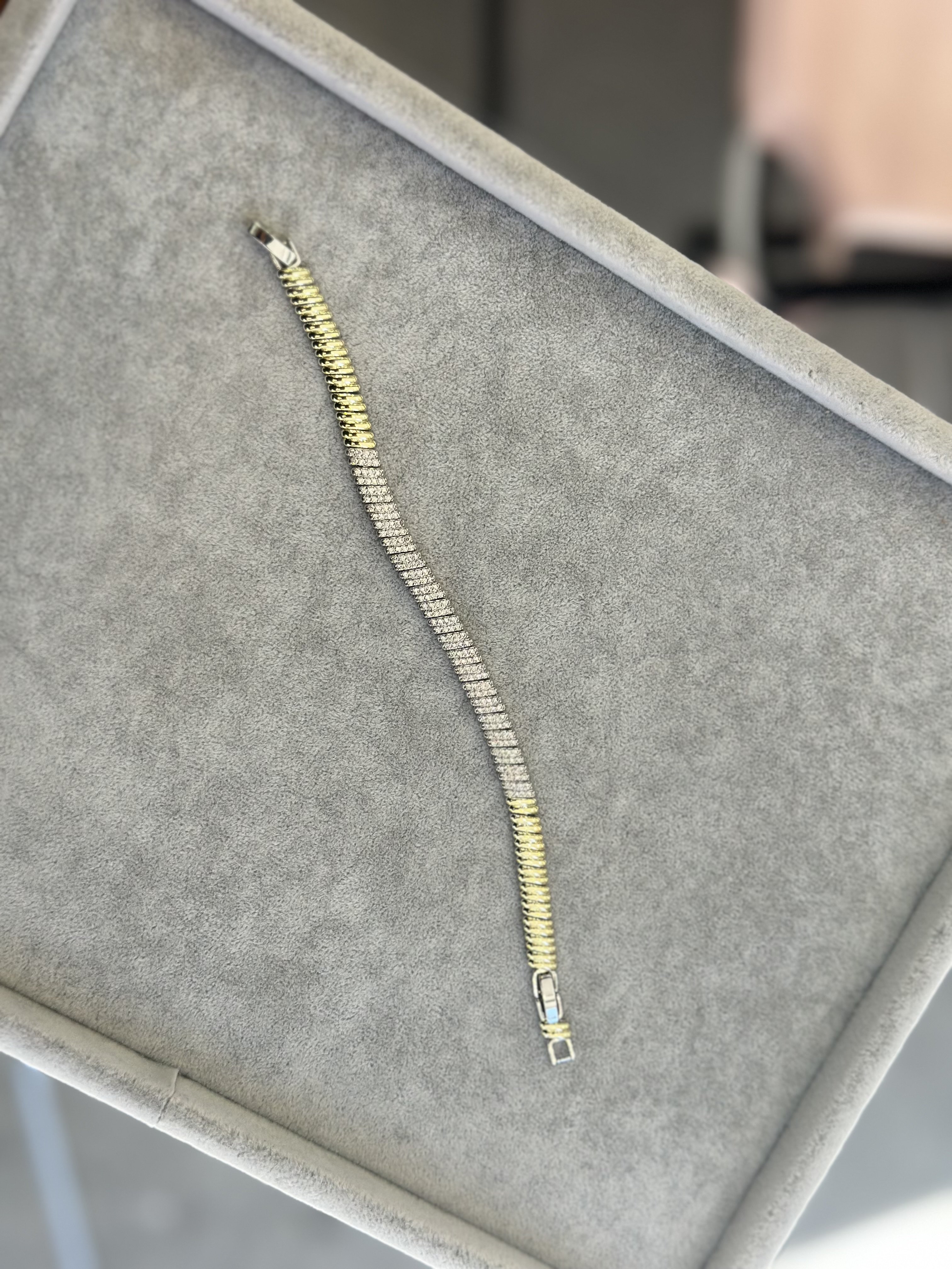 ÖRME ZİNCİR TAŞLI BİLEKLİK