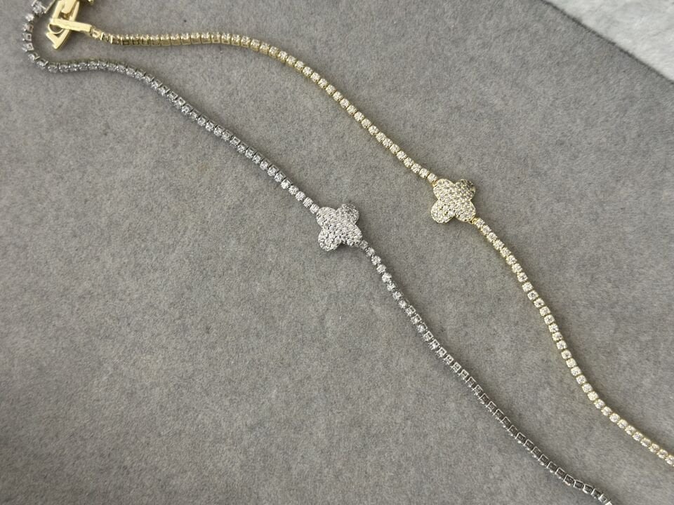 MİNİMA SU YOLU VE DOLU YONCA DETAYLI BİLEKLİK