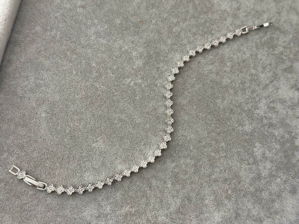 YONCA VE TAŞ DETAY SİLVER BİLEKLİK