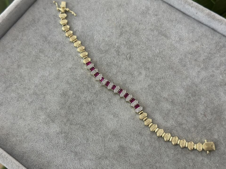 LUCİA GOLD BİLEKLİK