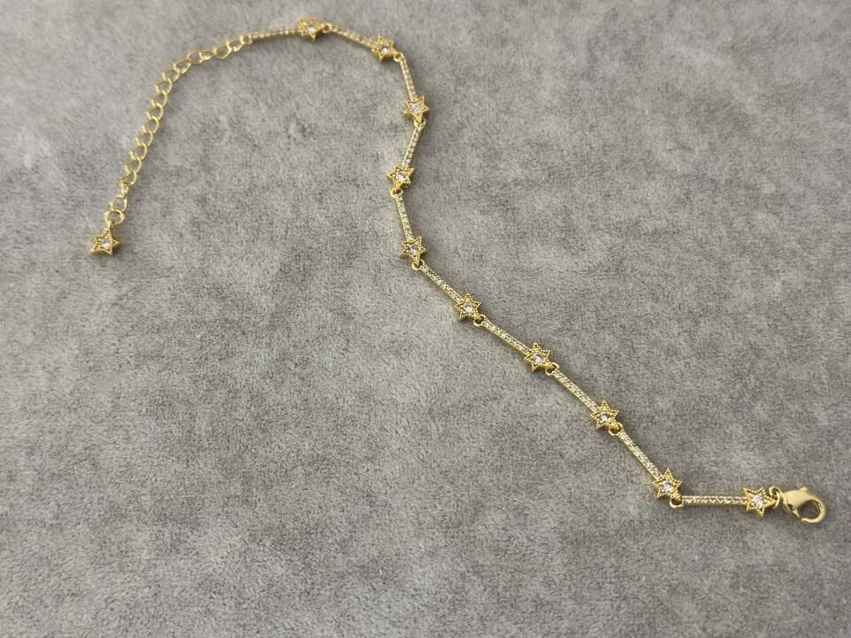 YILDIZ VE TAŞ DETAY GOLD BİLEKLİK