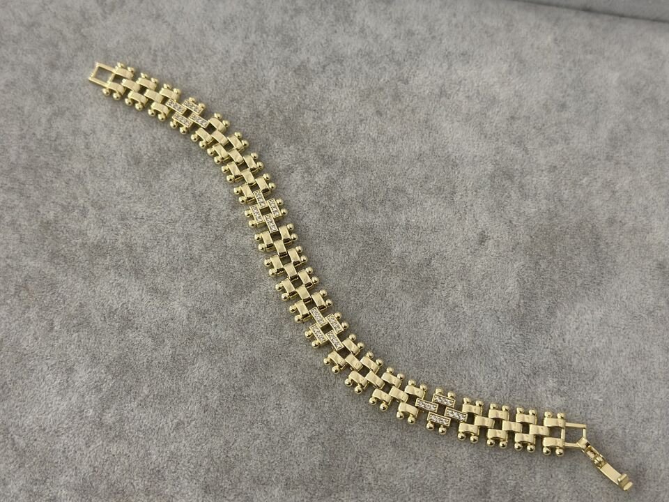 JUBİLE VE TAŞ DETAY GOLD BİLEKLİK