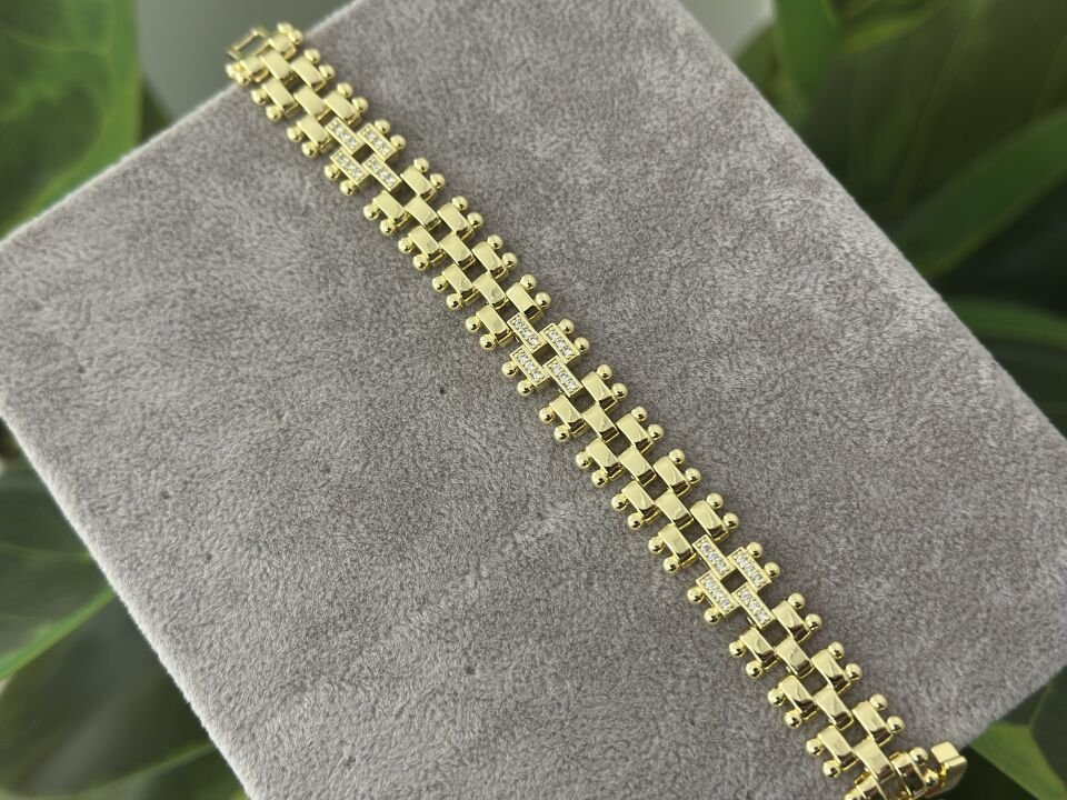 JUBİLE VE TAŞ DETAY GOLD BİLEKLİK