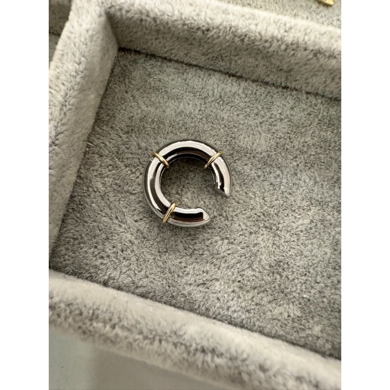 JİLL EARCUFF