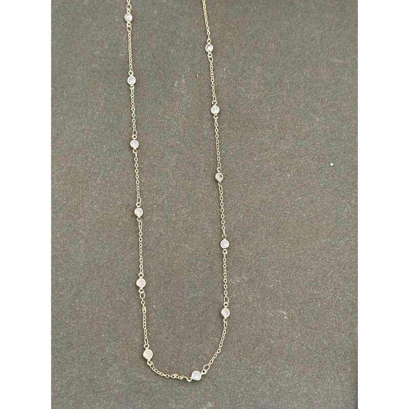 TAŞ DETAYLI UZUN KOLYE