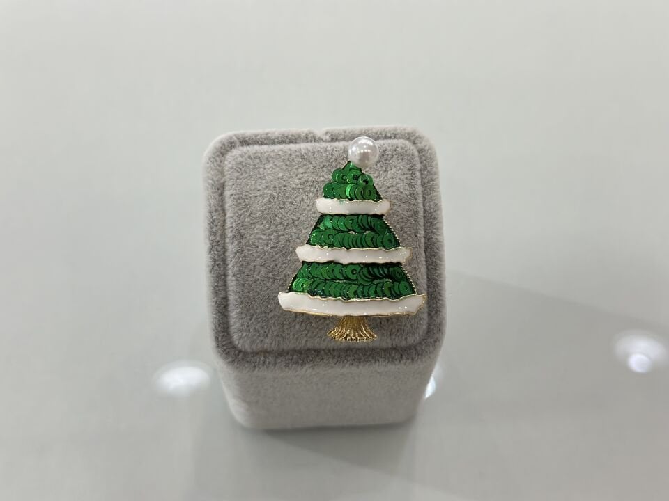 PİNE YILBAŞI BROŞU