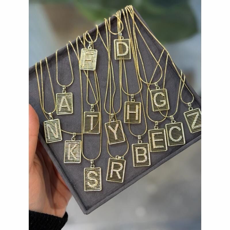 GOLD PLAKA HARF KOLYE