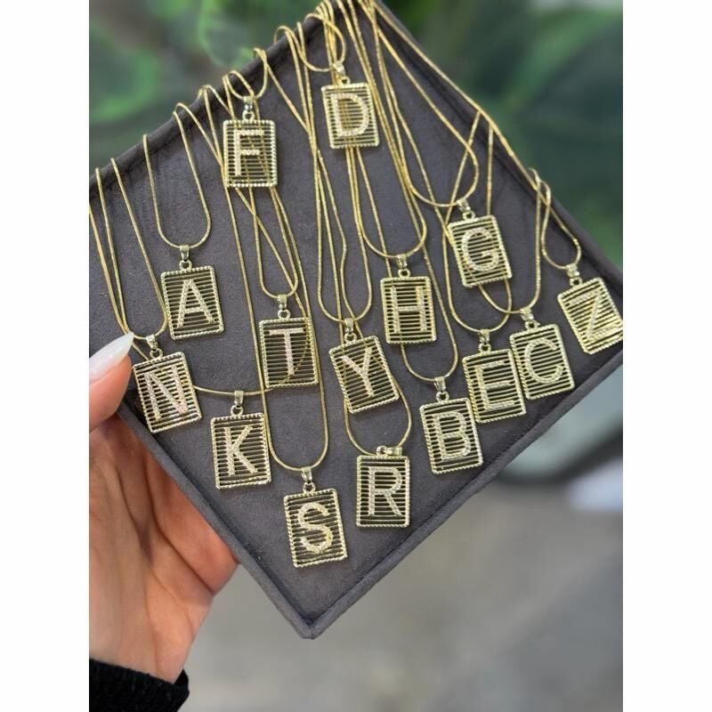 GOLD PLAKA HARF KOLYE