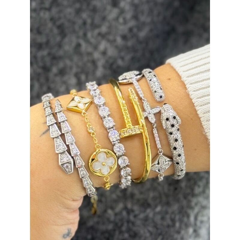 LV BİLEKLİK FULL TAŞLI