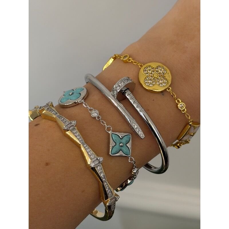 LV BİLEKLİK MAVİ TAŞLI