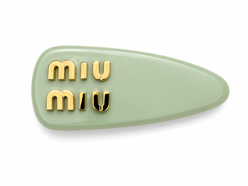 M*İU M*İU TOKA