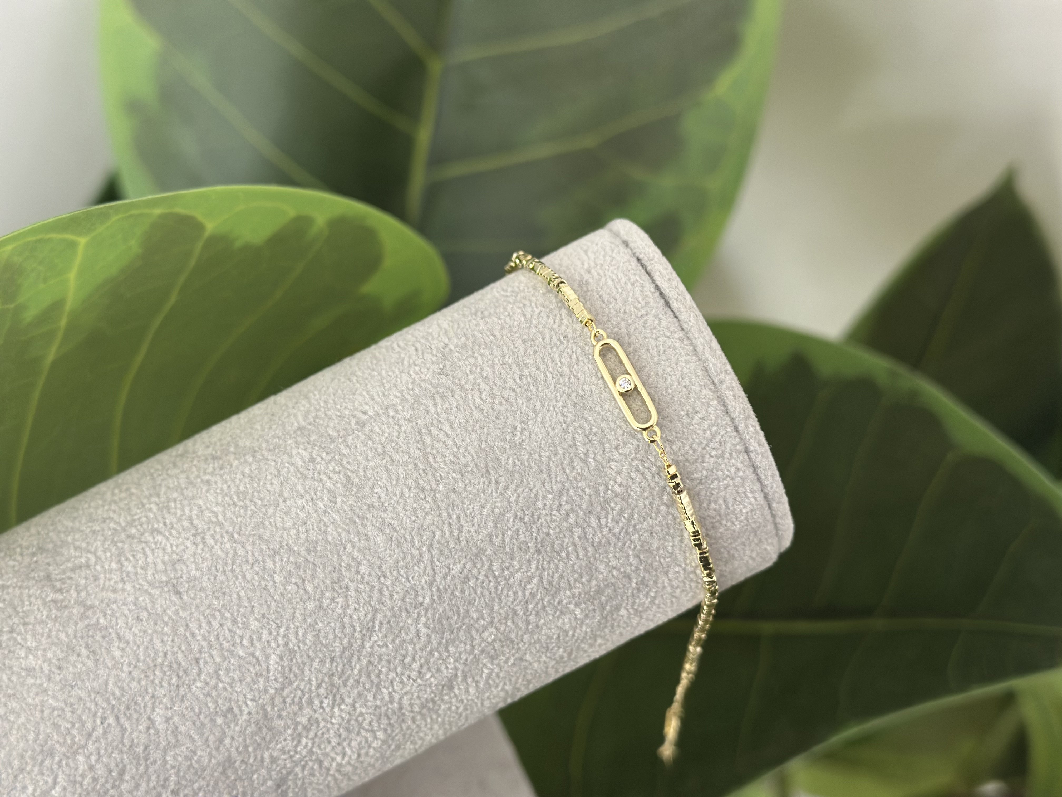 MİNİMA TEK TAŞ VE DORİKA DETAYLI BİLEKLİK