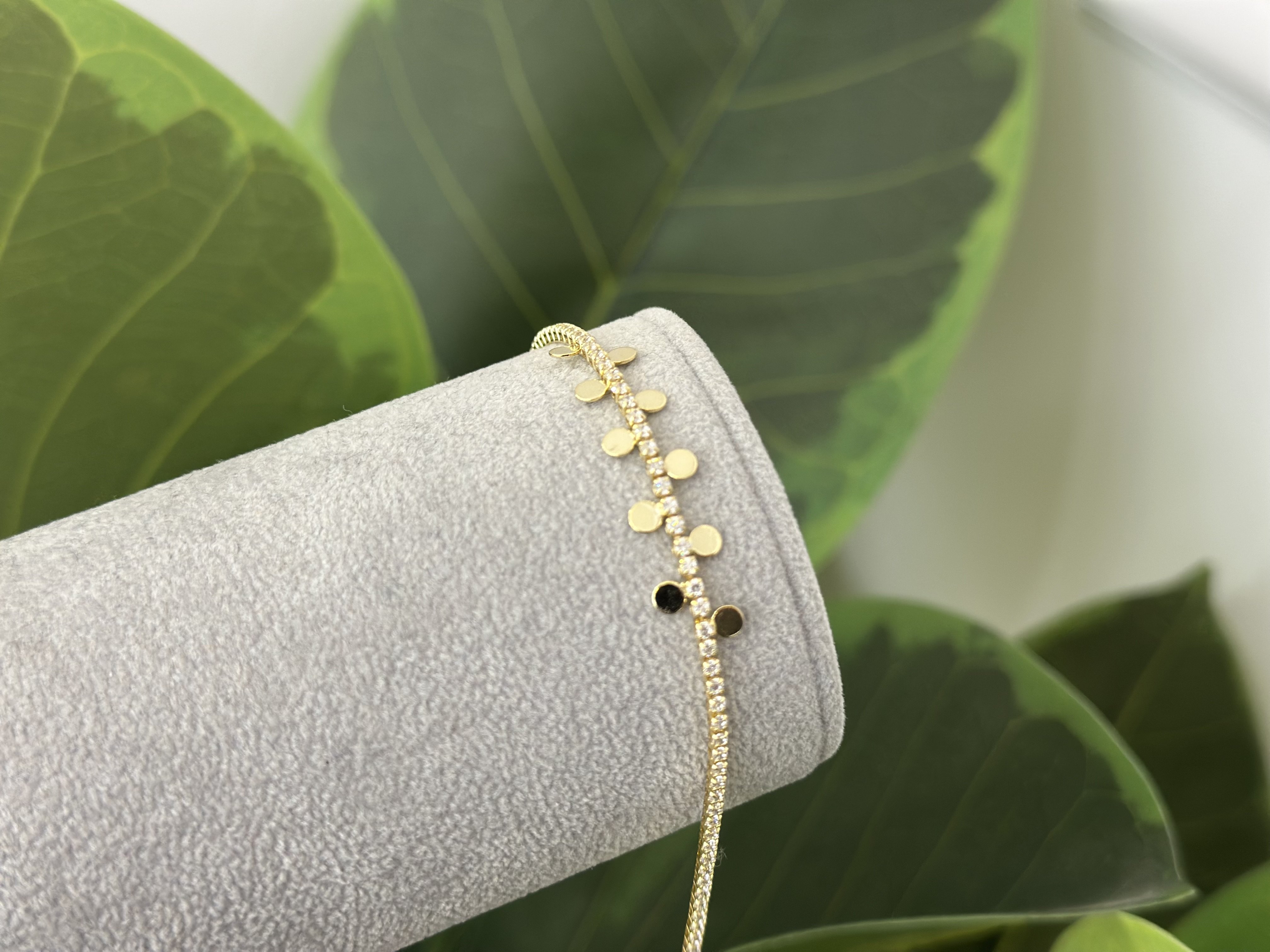 MİNİMA SU YOLU VE PUL DETAYLI BİLEKLİK